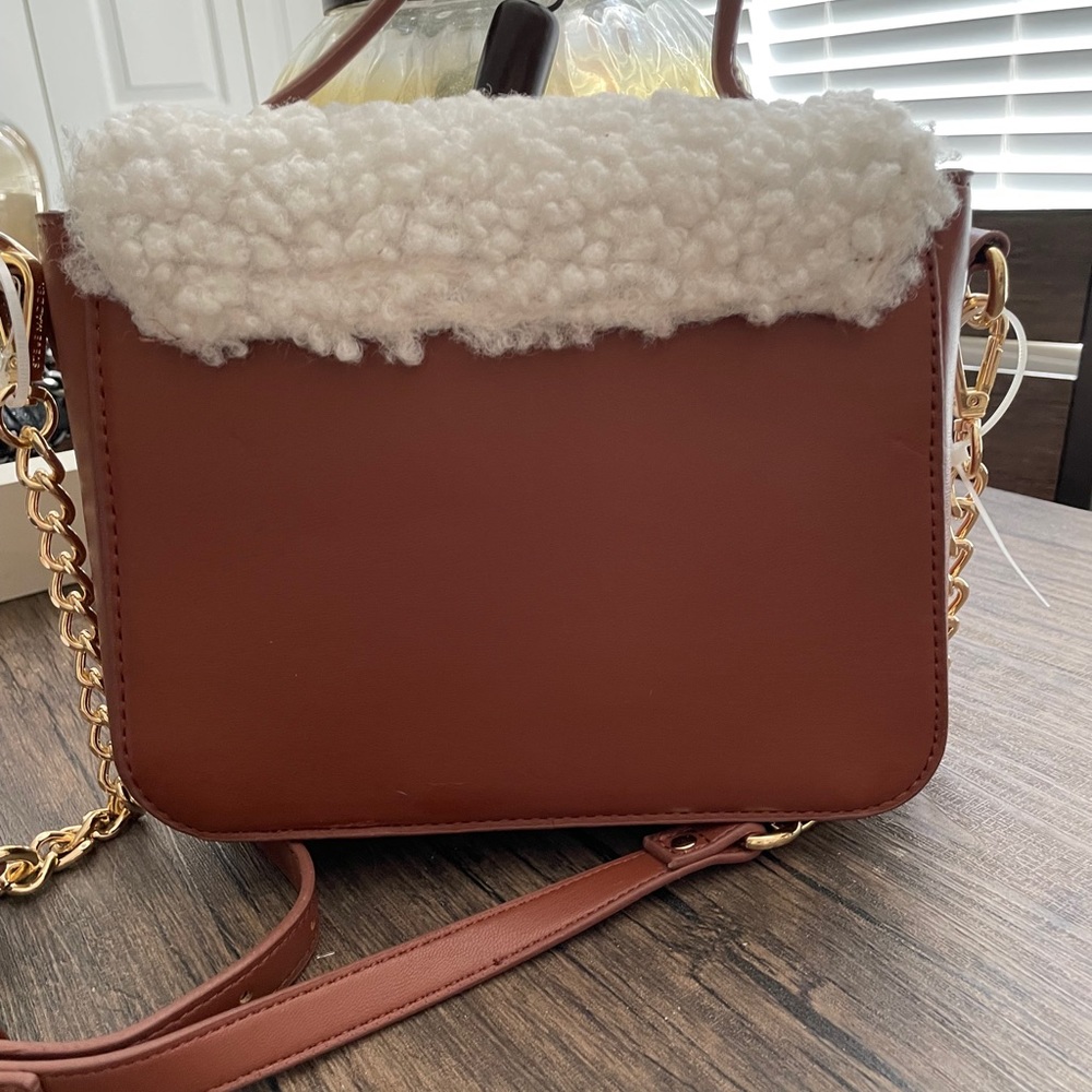 Bag - Picture 2 of 6